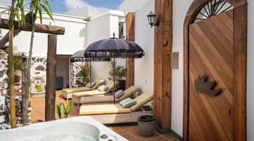 El Charco Suite
