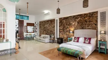 El Charco Suite