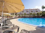 El Duque Hotel