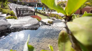 El Duque Hotel