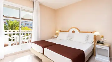 El Duque Hotel