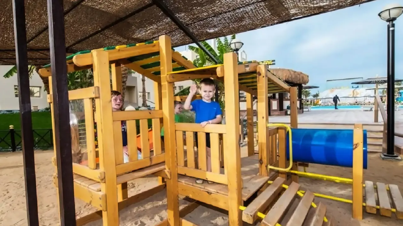 El Karma Aqua Beach Resort
