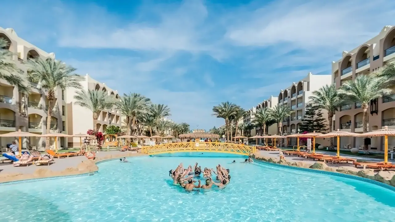 El Karma Aqua Beach Resort