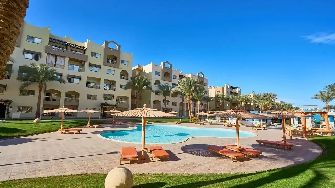 El Karma Aqua Beach Resort