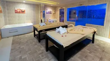 El Karma Aqua Beach Resort