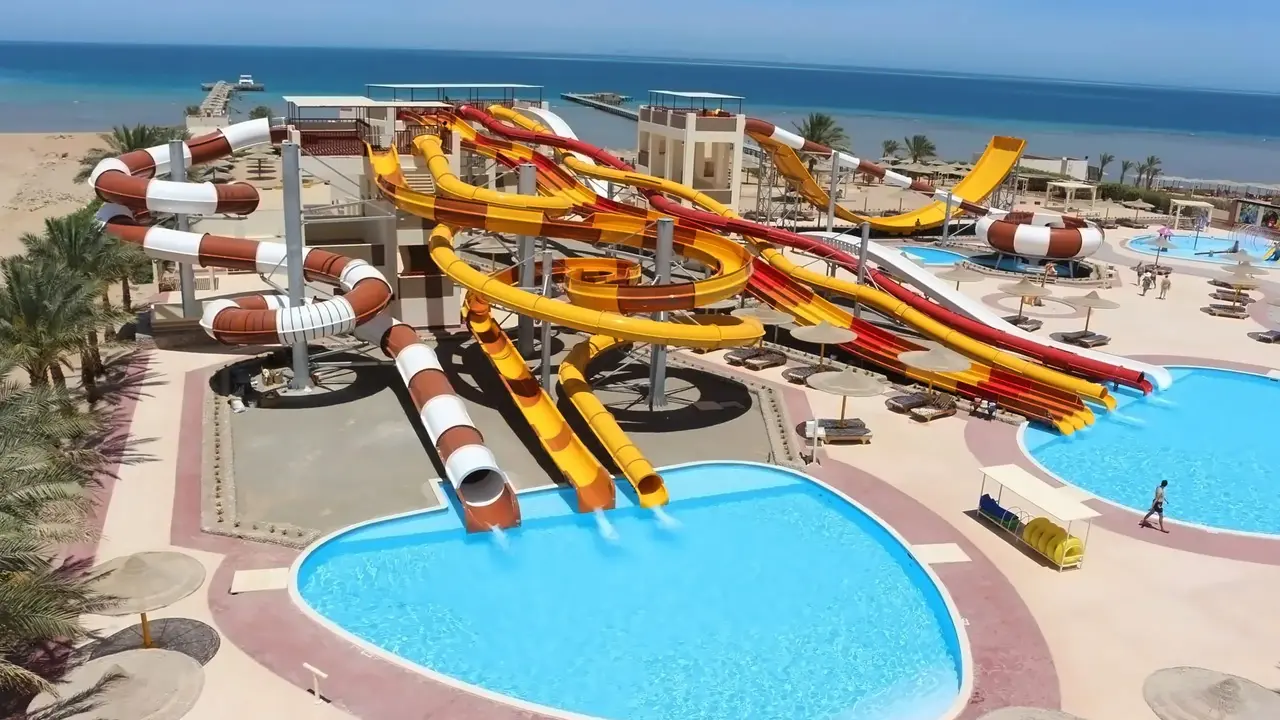 El Karma Aqua Beach Resort