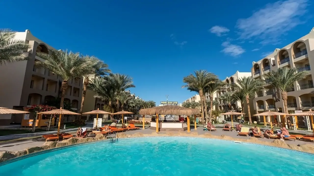 El Karma Aqua Beach Resort