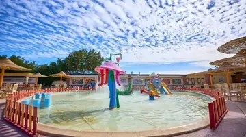 El Karma Aqua Beach Resort