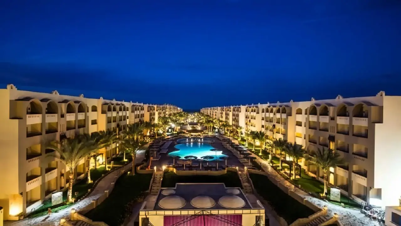 El Karma Aqua Beach Resort
