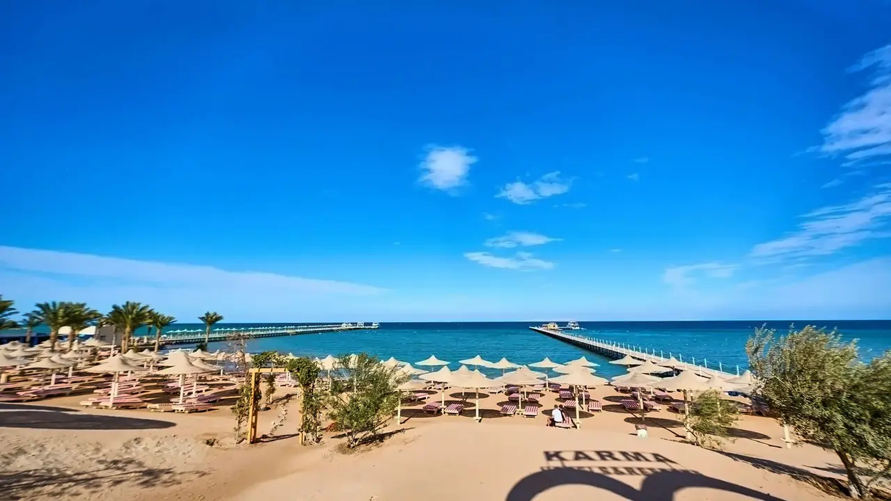El Karma Aqua Beach Resort