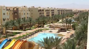 El Karma Aqua Beach Resort