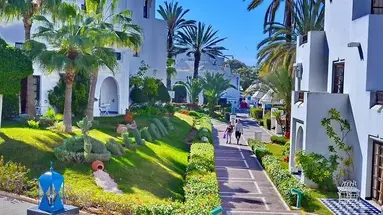 El Pueblo Tamlelt