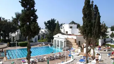 El Pueblo Tamlelt