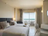 El Puerto by Pierre and Vacances