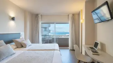 El Puerto by Pierre and Vacances