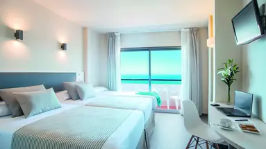 El Puerto by Pierre and Vacances
