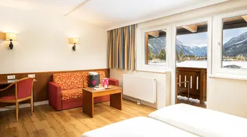 elaya hotel steinplatte