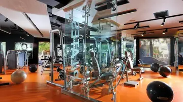 ELEGANCE HOTEL