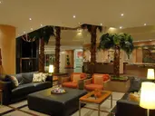 Elegance Hotel