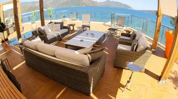 ELEGANCE HOTEL