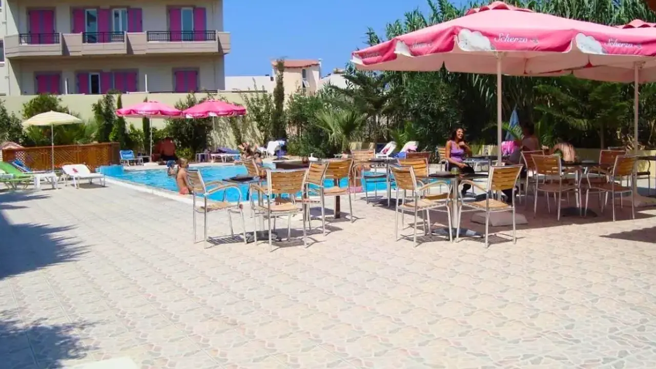 Eleni Palace Apartments