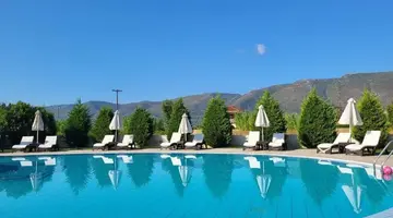 Eleni s Garden & Castello Suites
