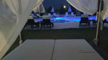 Eleni s Garden & Castello Suites