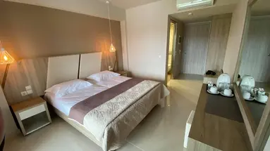 Eleni s Garden & Castello Suites