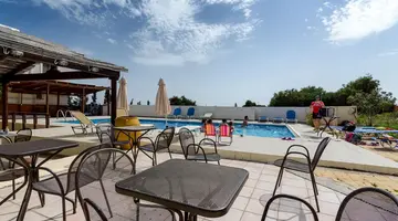 Eleonora Apartments