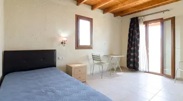 Eleonora Hotel