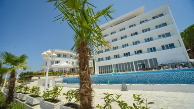 Elesio Resort