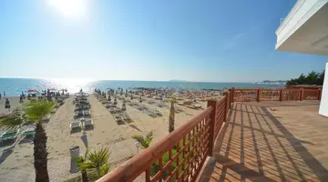 Elesio Resort