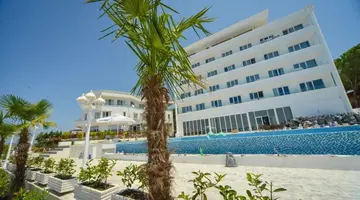 Elesio Resort
