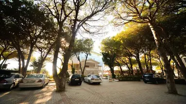 Elesio Resort