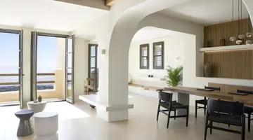Elessa Hotel