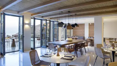 Elessa Hotel