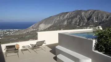 Elessa Hotel