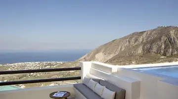 Elessa Hotel