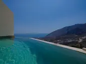 Elessa Hotel