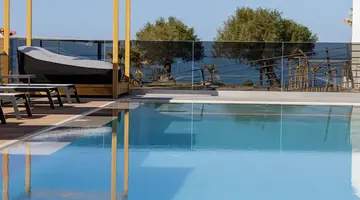Eleven Boutique Suites