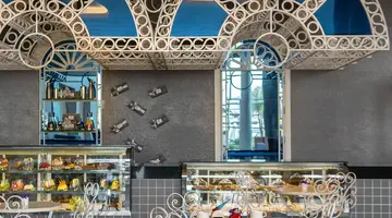 Elexus Hotel