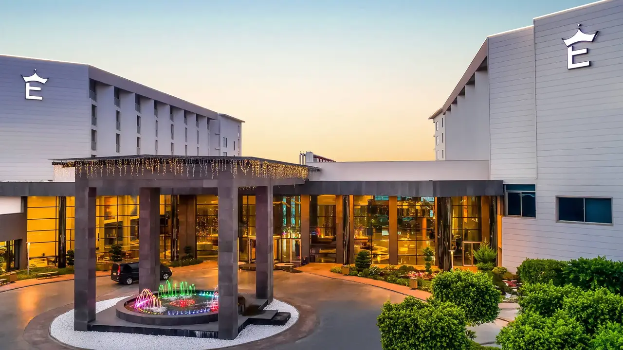 Elexus Hotel