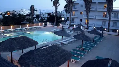 Elga Apartments