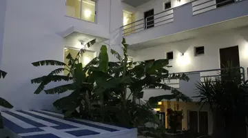 Elga Apartments