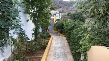 Elgoni Apartments
