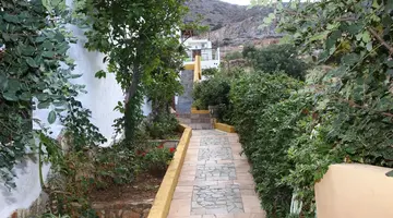 Elgoni Apartments