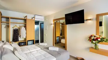 Elia Agia Marina Hotel