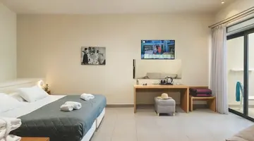 Elia Agia Marina Hotel