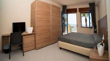 Elihotel