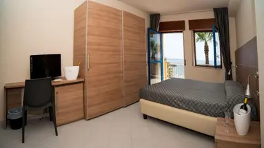 Elihotel